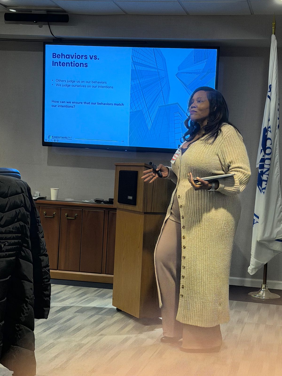 Dr. Shenelle DuBose presenting to a district leadership team
